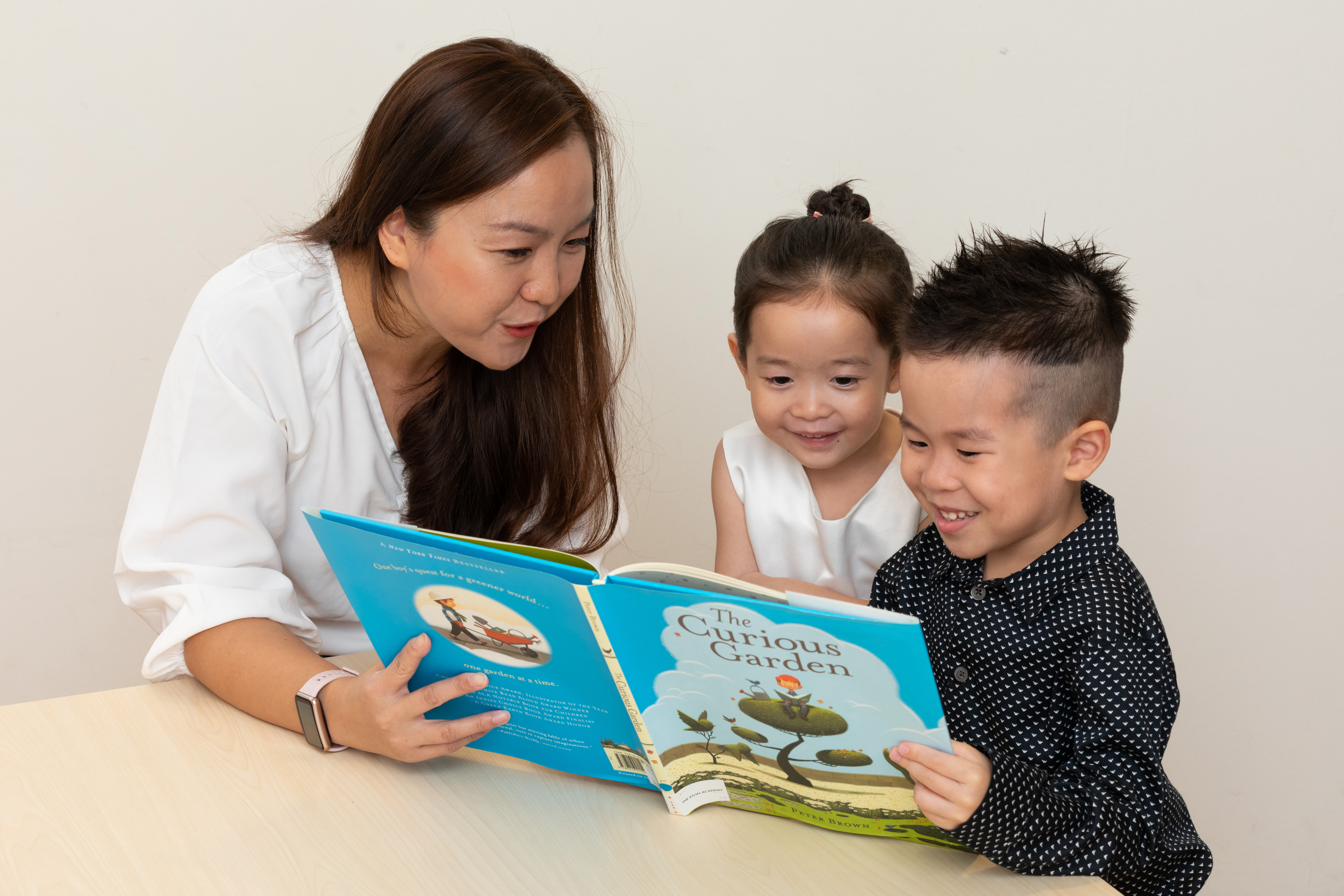 Unlocking Early Literacy: The Power of Combining Phonics and Reading